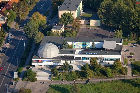 Lotnicze, EU, PL, warm-maz. Olsztyn. Planetarium przy Alei Pilsudskiego.